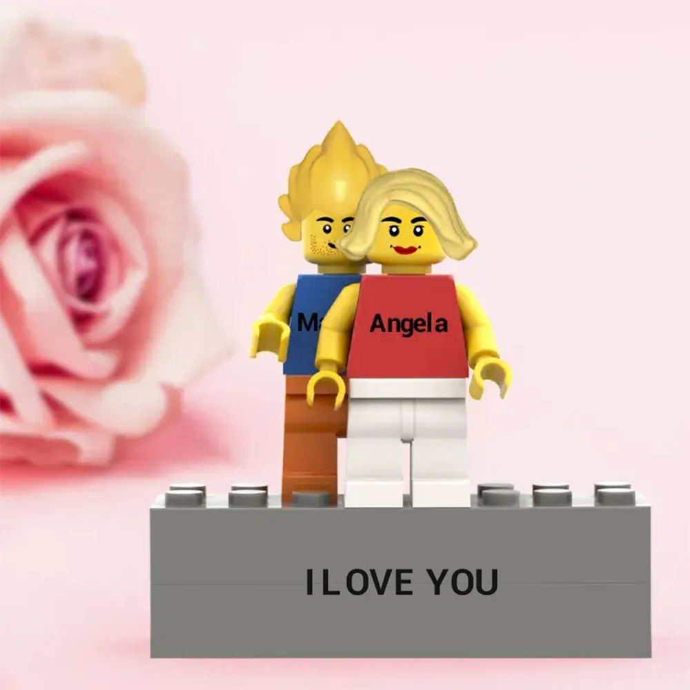 Koppel Minifigs – Gepersonaliseerd Liefdescadeau met Gegraveerde Basis en Displaybox