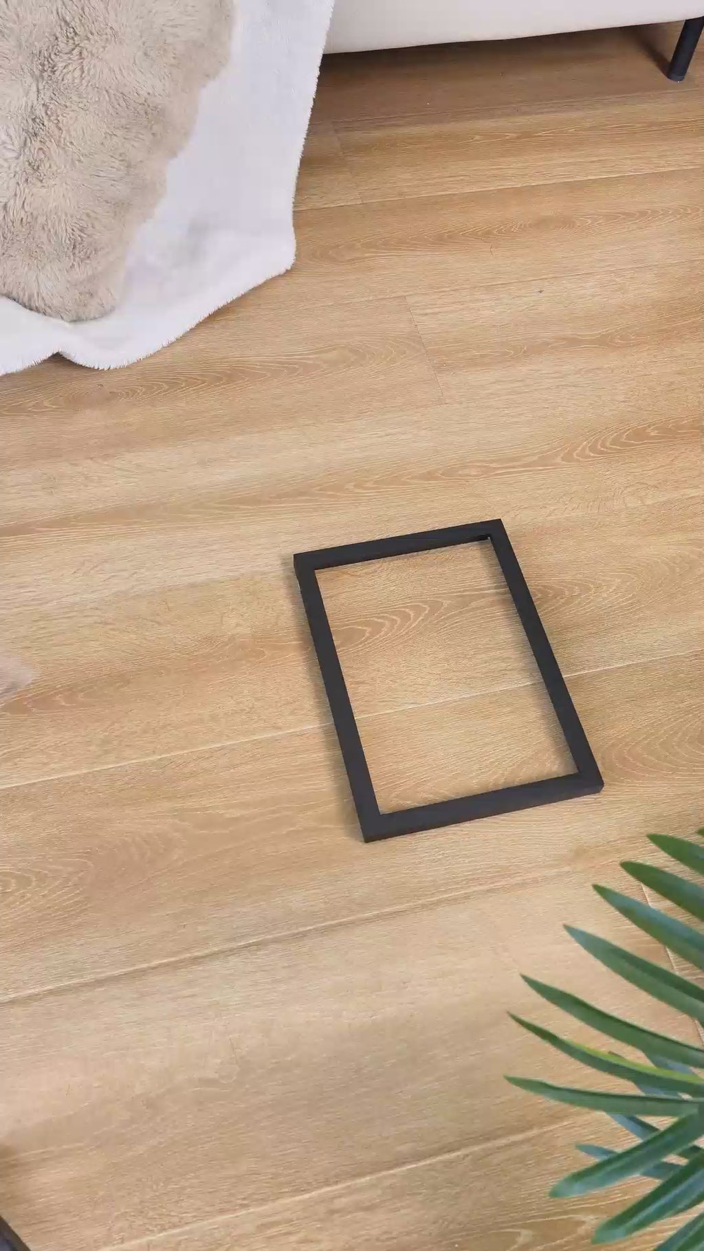 Volledige Body Gepersonaliseerd Mini Figuur Portret – Cartoonstijl Fotokader met Naamplaatje | Uniek Cadeau in Toy-Box Design